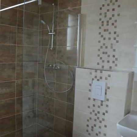 Charlie Апартаменты