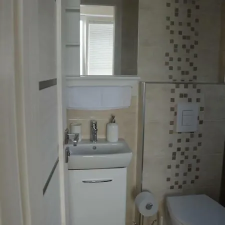 Charlie Apartment